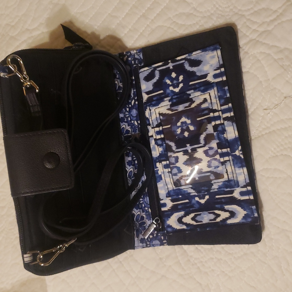 Vera Bradley Ikat Island Deluxe All In one Crossbody Wallet with Checkbook - Picture 3 of 8